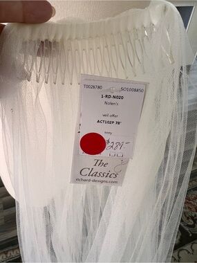 Ivory Tulle Veil With Comb
